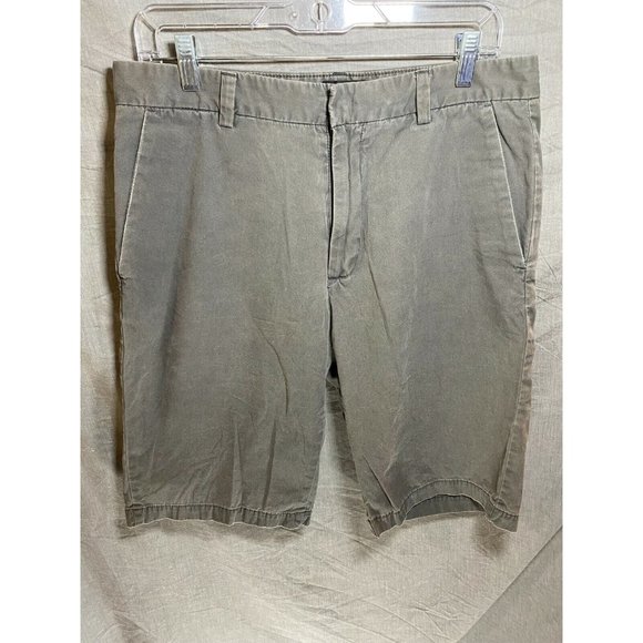 Calvin Klein Shorts Mens 32 Gray Chino Zip Pocketed Belted Zip Button Men. - Picture 1 of 10